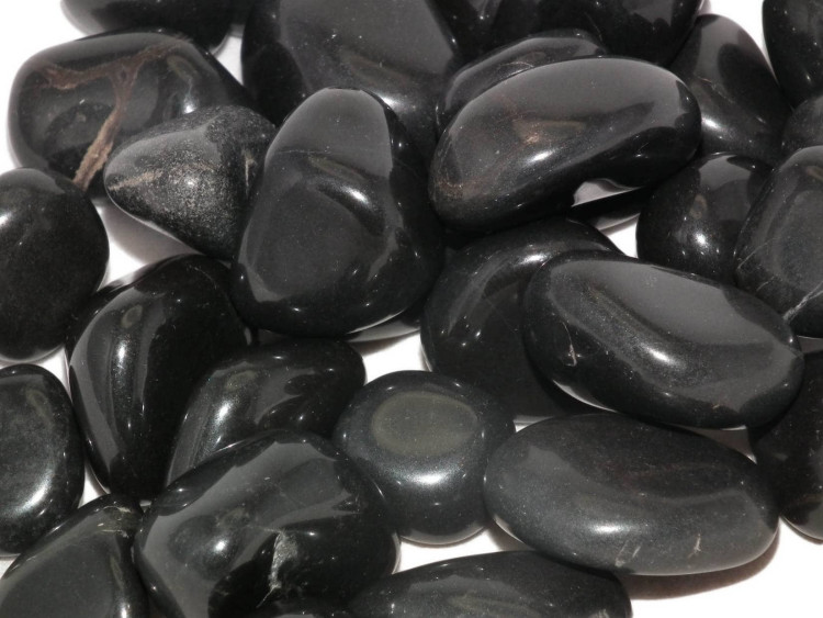 Small tumbled Black Agate pieces - 10-20MM