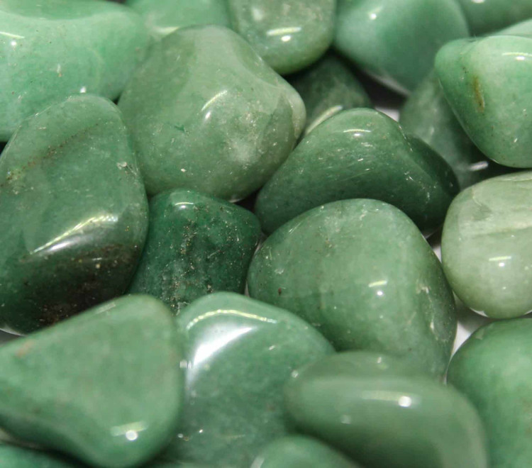 Small tumbled Green Aventurine pieces - 10-20MM