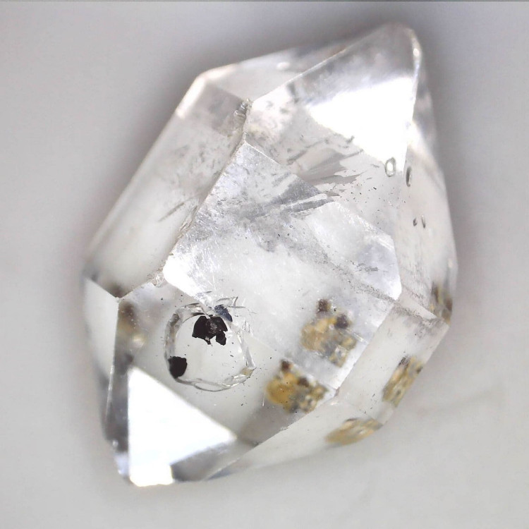 enhydro quartz crystals two phase fluid inclusion
