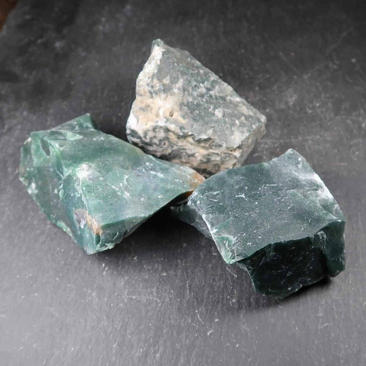rough green moss agate for specimens or rock tumbling 2