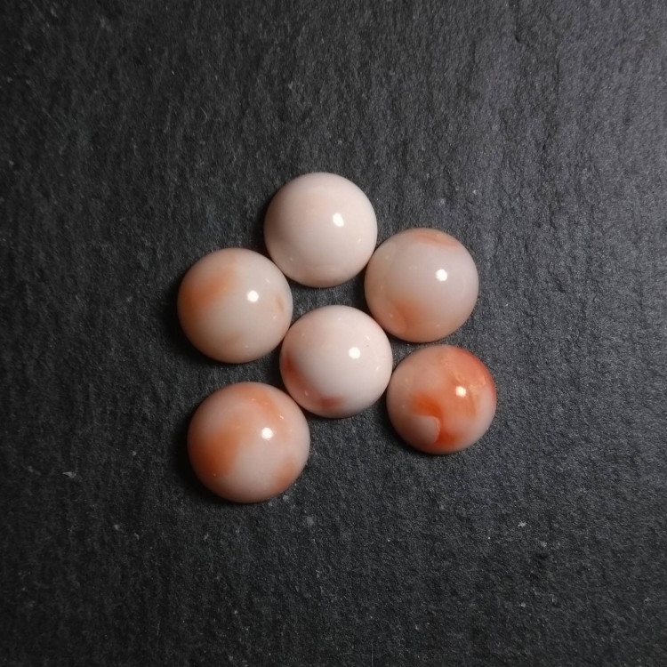 Round Light Coral Cabochons