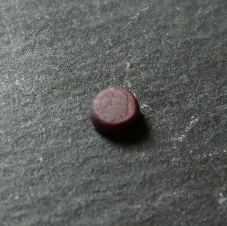 Ruby cabochons for jewellery making
