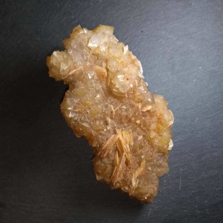 Citrine and Baryte specimens from Morocco
