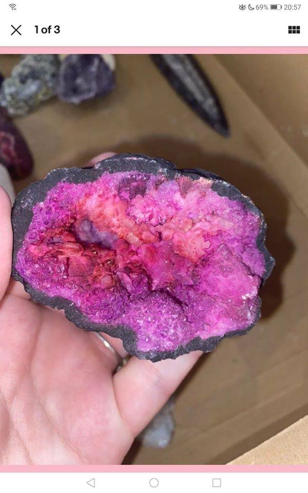 Mineral scams, fakes, and tricks: ‘Quartz Selenite Geodes’