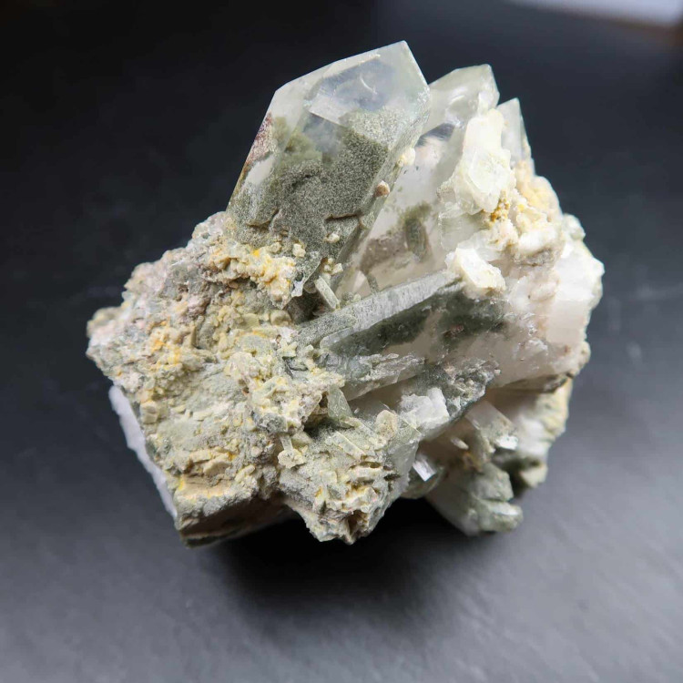 Quartz With Chlorite Inclusions From Pakistan (3)