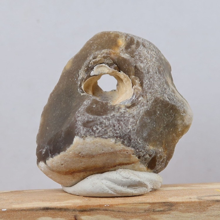 flint hag stone pendants from kent uk (1)
