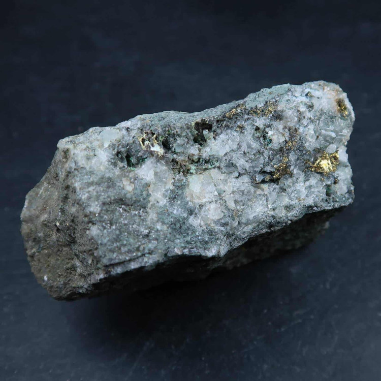 chalcopyrite malachite and quartz over dolomite 4 (3)