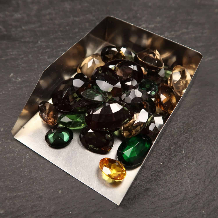 mixed faceted stones for jewellery makers 2