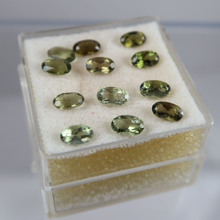 faceted moldavite for jewellery making 3