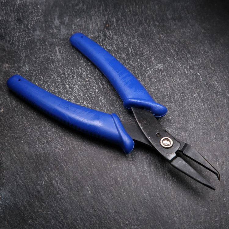blue split ring opening pliers for jewellery making