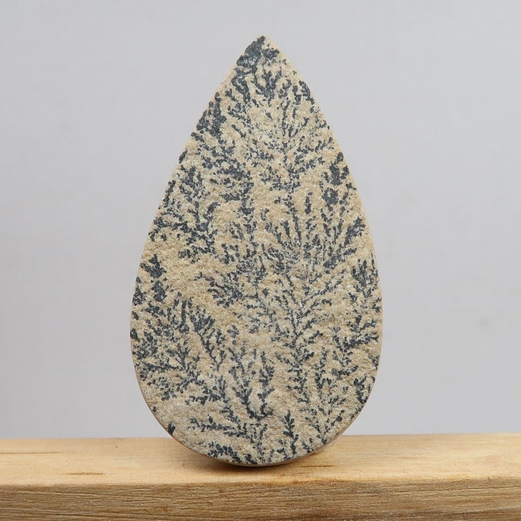 dendritic sandstone cabochons for jewellers