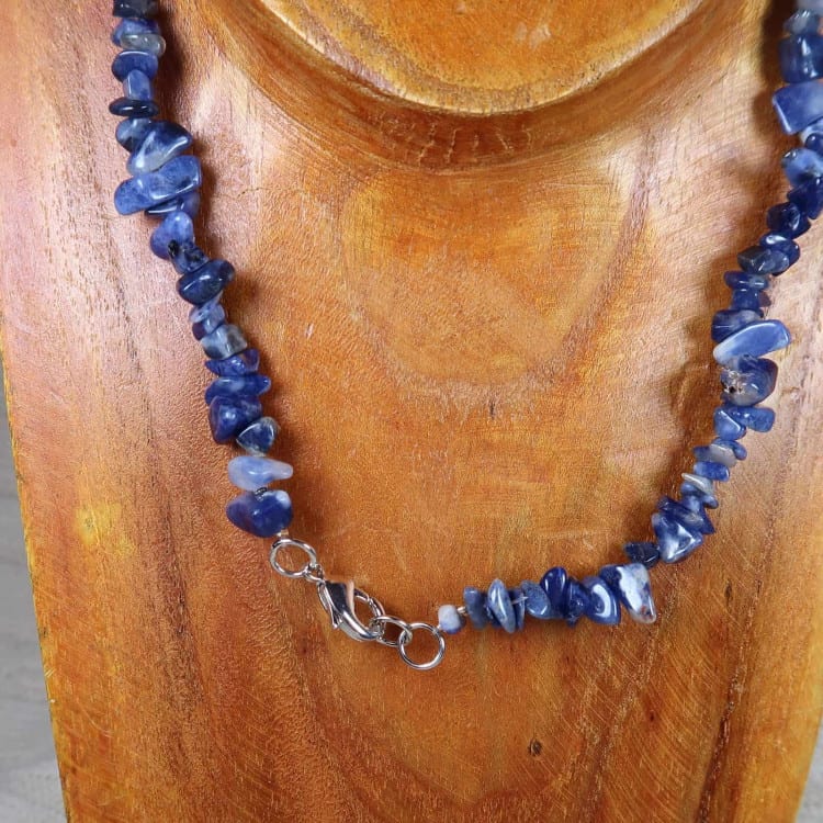 blue sodalite gemstone chip necklace 3