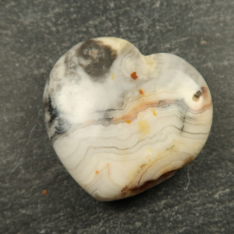 crazy lace agate heart carvings 2