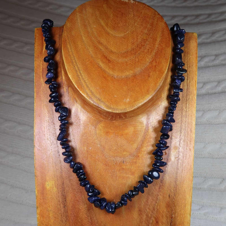 synthetic blue goldstone glass chip bead necklaces 3