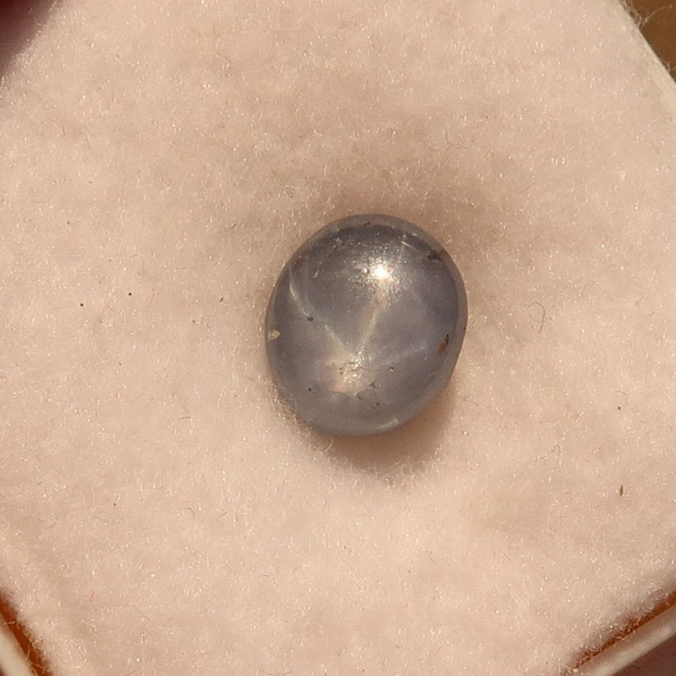 polished star sapphire (1)