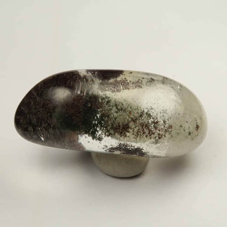 chlorite in quartz tumblestones 2
